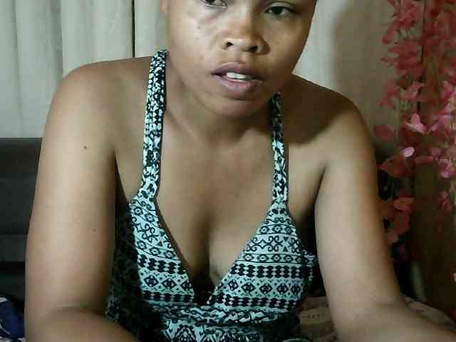 Pussy01lips Live Webcam on BongaCams