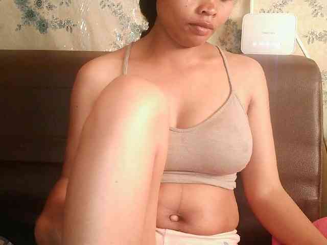 Pussy01lips webcam