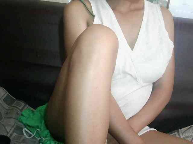 Pussy01lips webcam