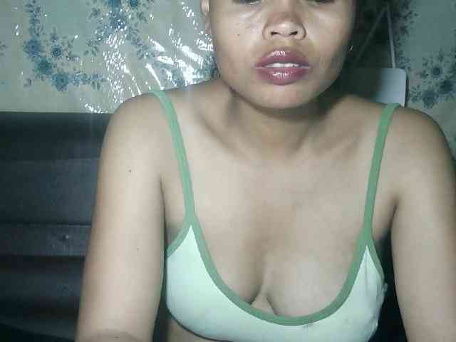 Pussy01lips webcam