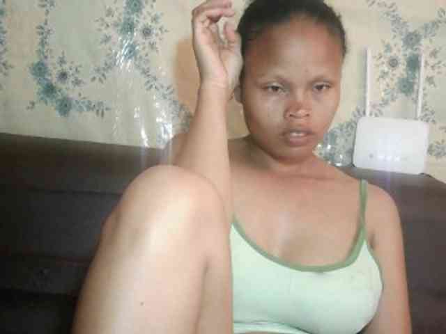 Pussy01lips webcam