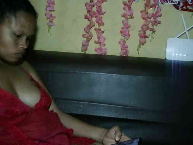 Pussy01lips Live Webcam on BongaCams