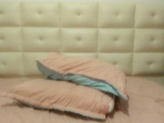 Lexxiiross webcam bongacams model stream image