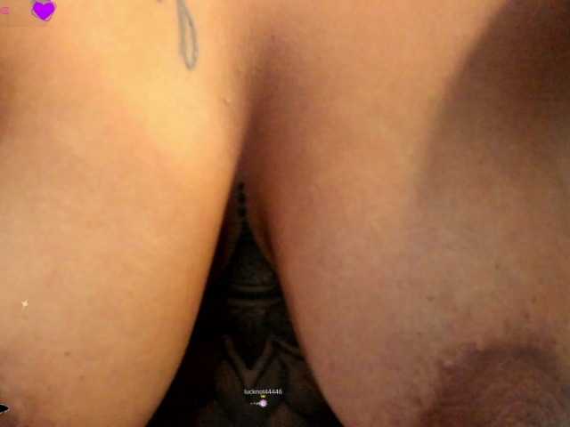 Lexxiiross webcam bongacams model stream image