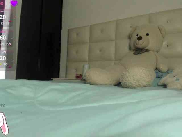 Lexxiiross webcam