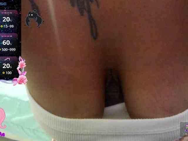 Lexxiiross webcam