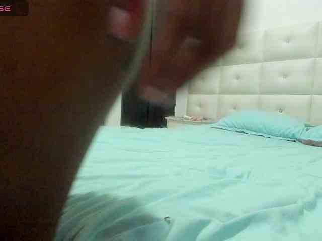 Lexxiiross webcam