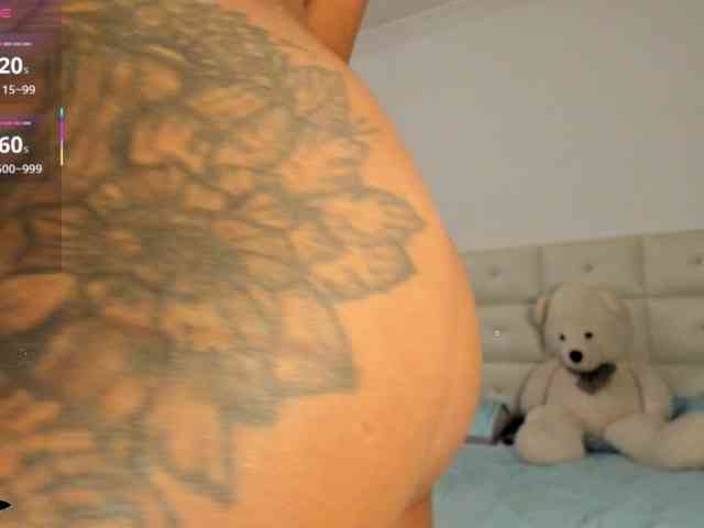 Lexxiiross webcam