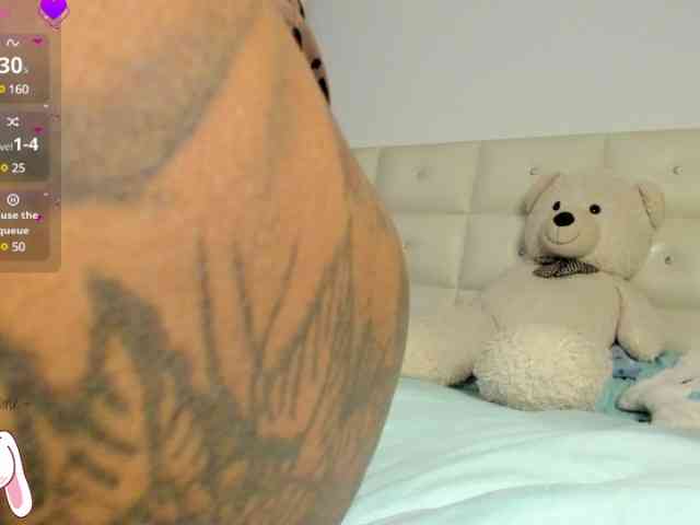 Lexxiiross webcam