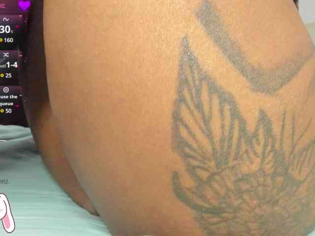 Lexxiiross webcam