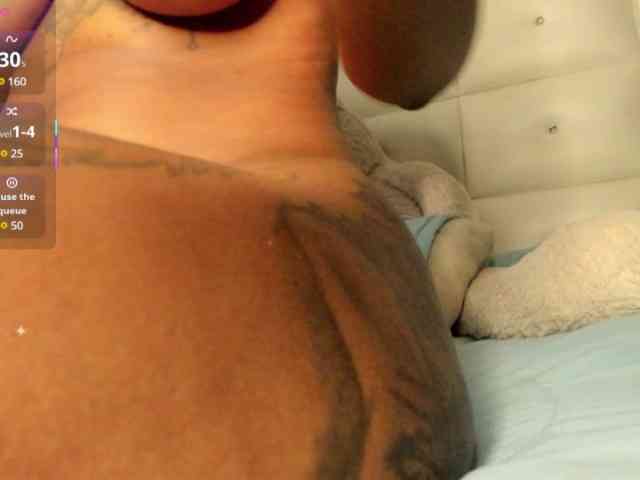 Lexxiiross webcam