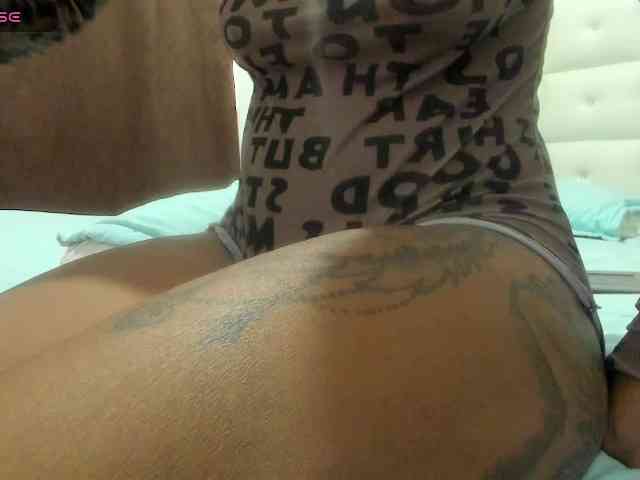 Lexxiiross webcam