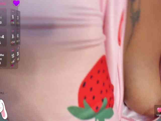 Lexxiiross webcam