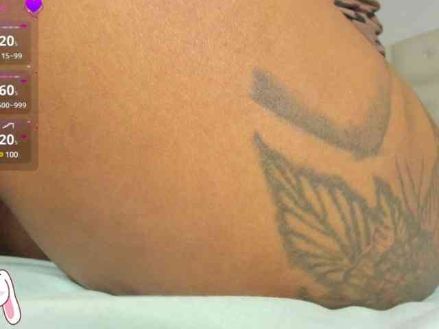 Lexxiiross webcam