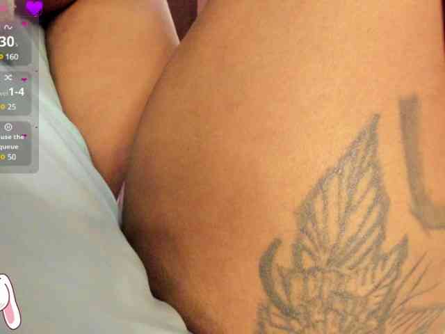 Lexxiiross webcam