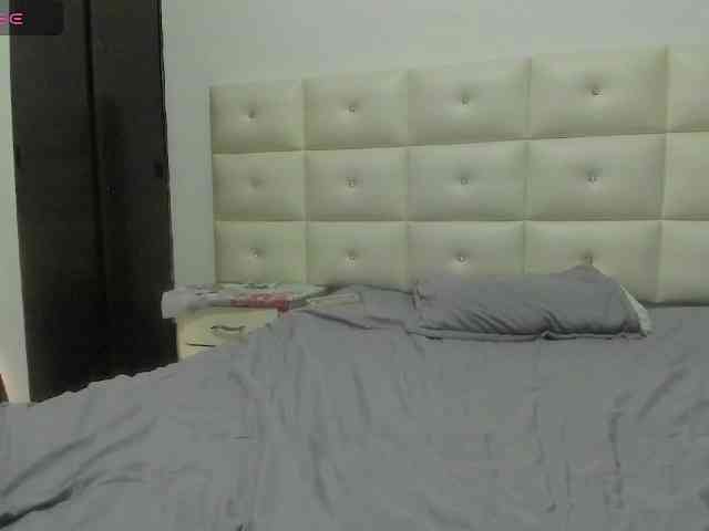 Lexxiiross webcam