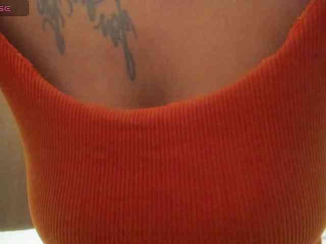 Lexxiiross webcam