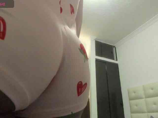 Lexxiiross webcam