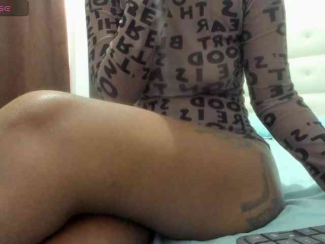 Lexxiiross webcam