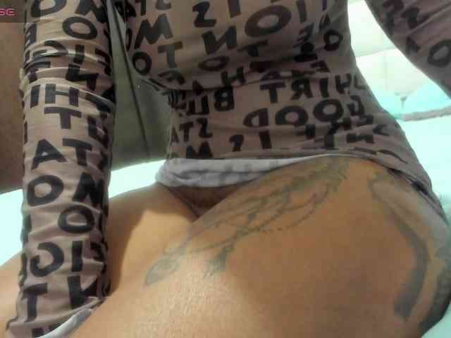 Lexxiiross webcam