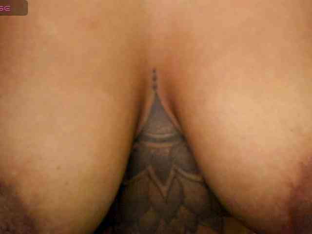 Lexxiiross webcam