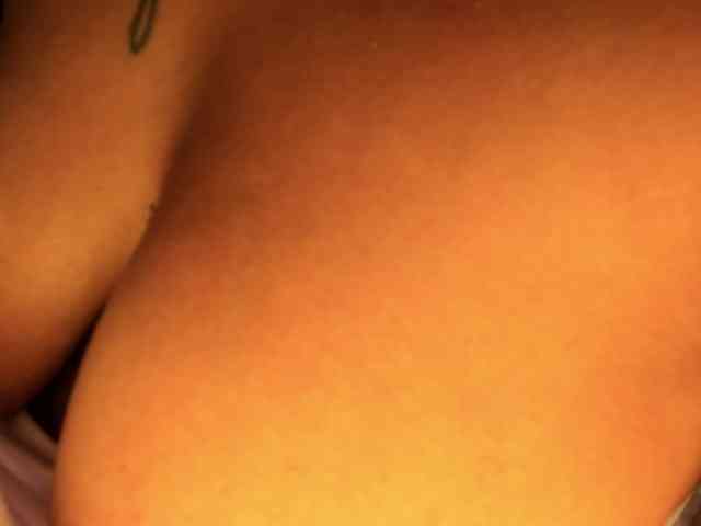 Lexxiiross webcam