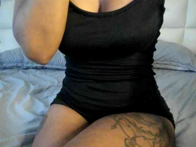 Lexxiiross webcam