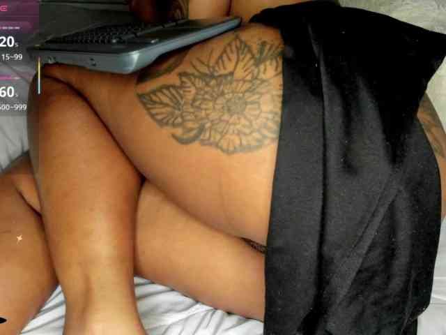 Lexxiiross webcam