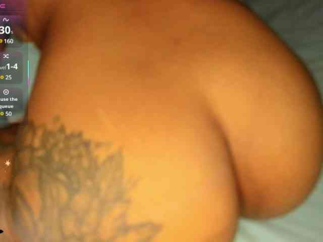 Lexxiiross webcam