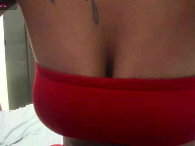 Lexxiiross webcam
