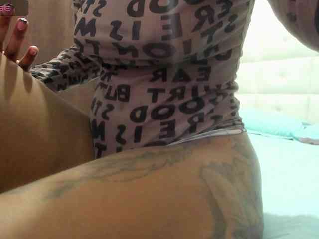 Lexxiiross webcam
