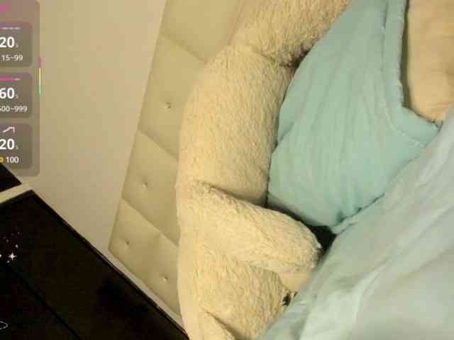 Lexxiiross webcam