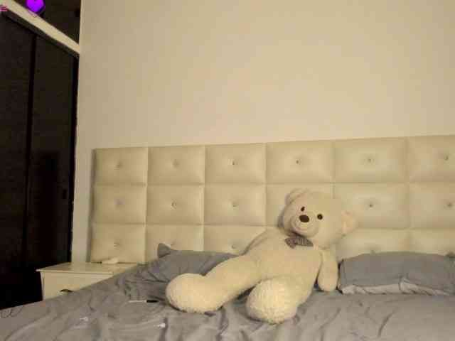 Lexxiiross webcam