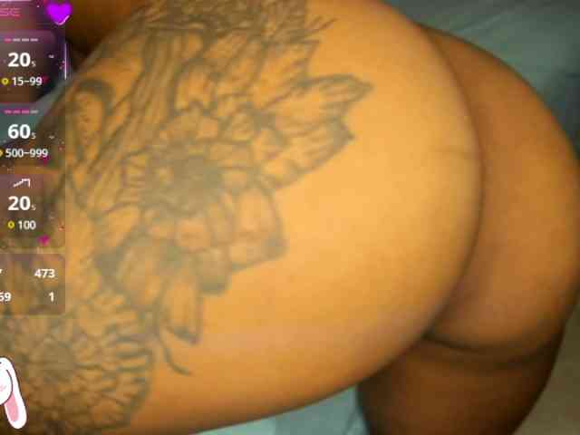 Lexxiiross webcam