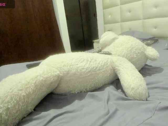 Lexxiiross webcam