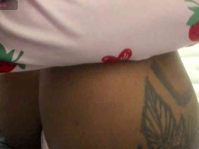 Lexxiiross webcam