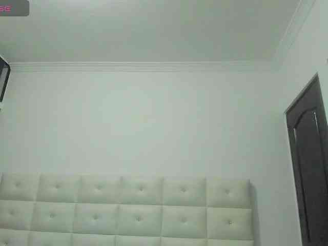 Lexxiiross webcam