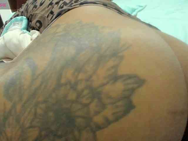 Lexxiiross webcam