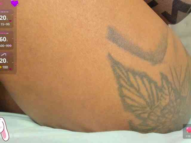Lexxiiross webcam