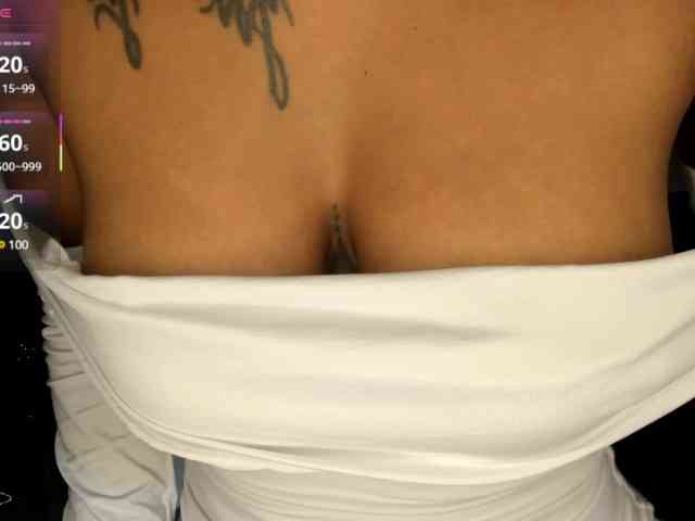 Lexxiiross webcam