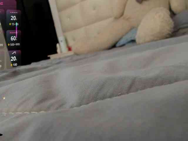 Lexxiiross webcam