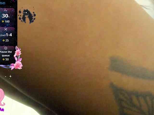 Lexxiiross webcam