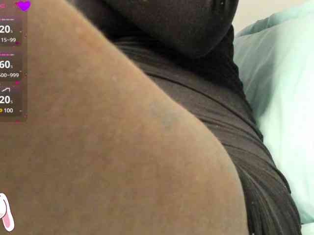 Lexxiiross webcam