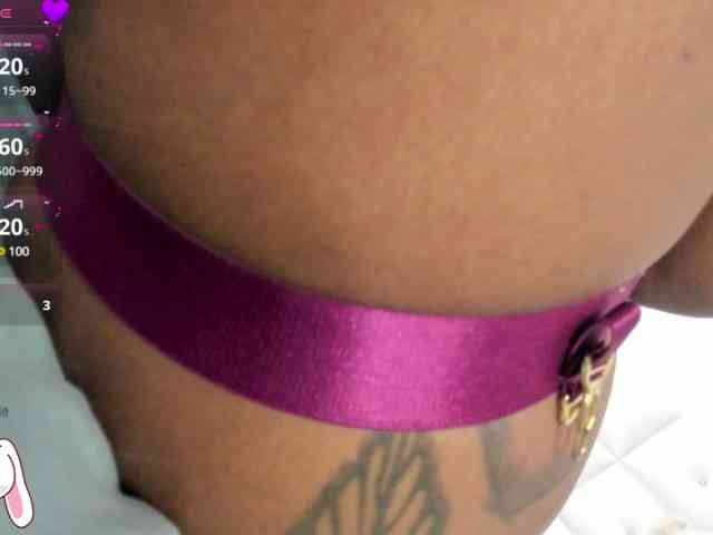 Lexxiiross webcam