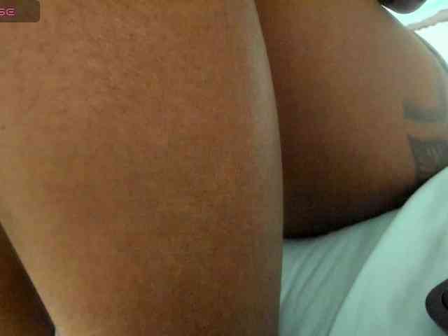 Lexxiiross webcam