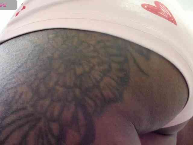 Lexxiiross webcam