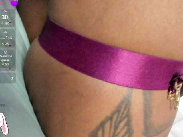 Lexxiiross webcam