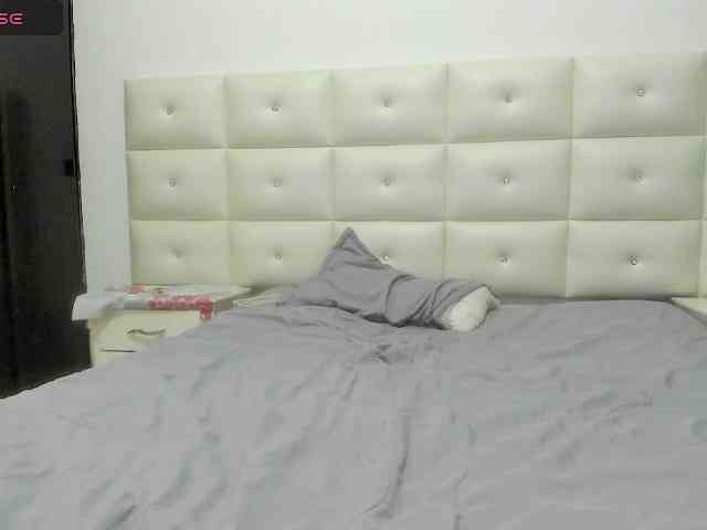 Lexxiiross webcam