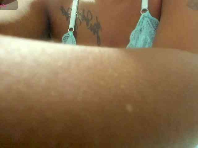 Lexxiiross webcam
