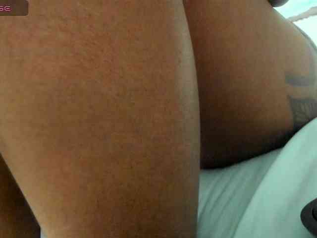 Lexxiiross webcam